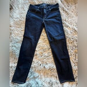 American Eagle Outfitters Dark Blue Skinny Jeans